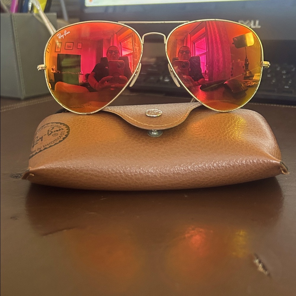 Ray-Ban Gold Aviator Sunglasses with Orange Lenses